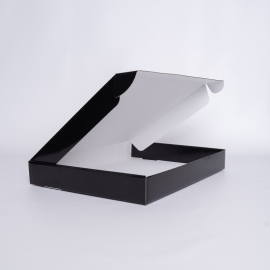 Laminated Color Shipping Box – Durable & Stylish Postpack Packaging