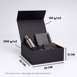 Wonderbox 30x30x12 cm | Large Luxury Square Gift Box